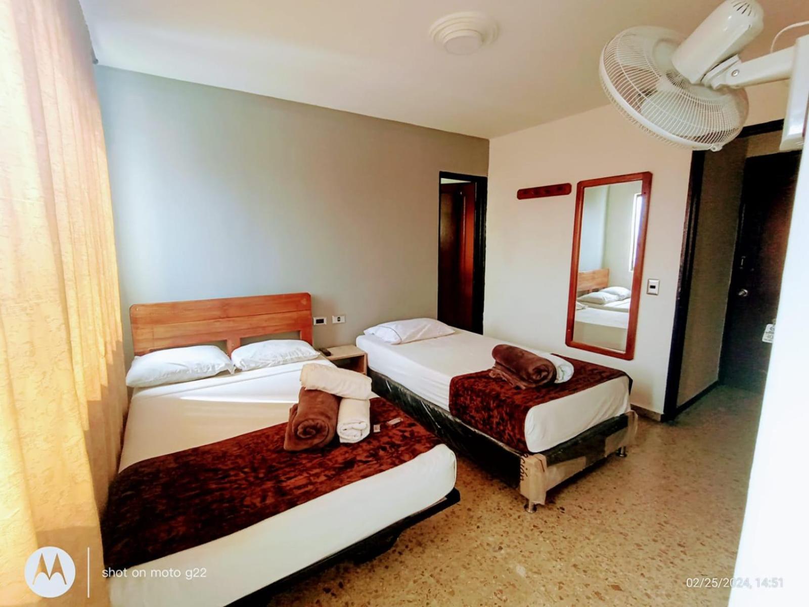 Hotel Medellin Kapital Ngoại thất bức ảnh