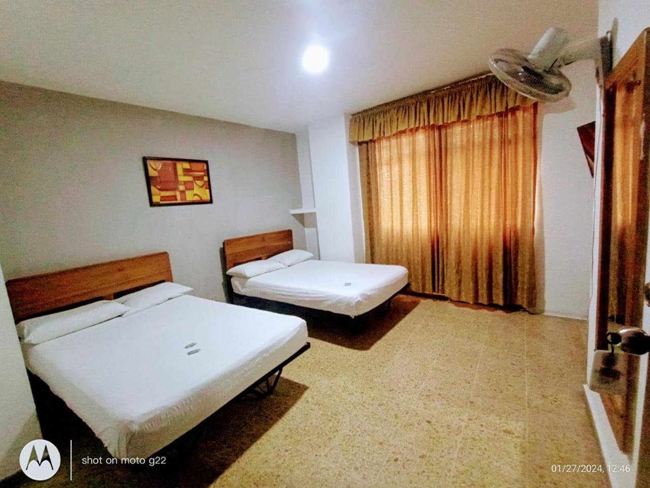 Hotel Medellin Kapital Ngoại thất bức ảnh