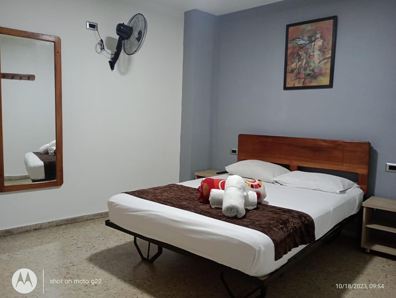 Hotel Medellin Kapital Ngoại thất bức ảnh